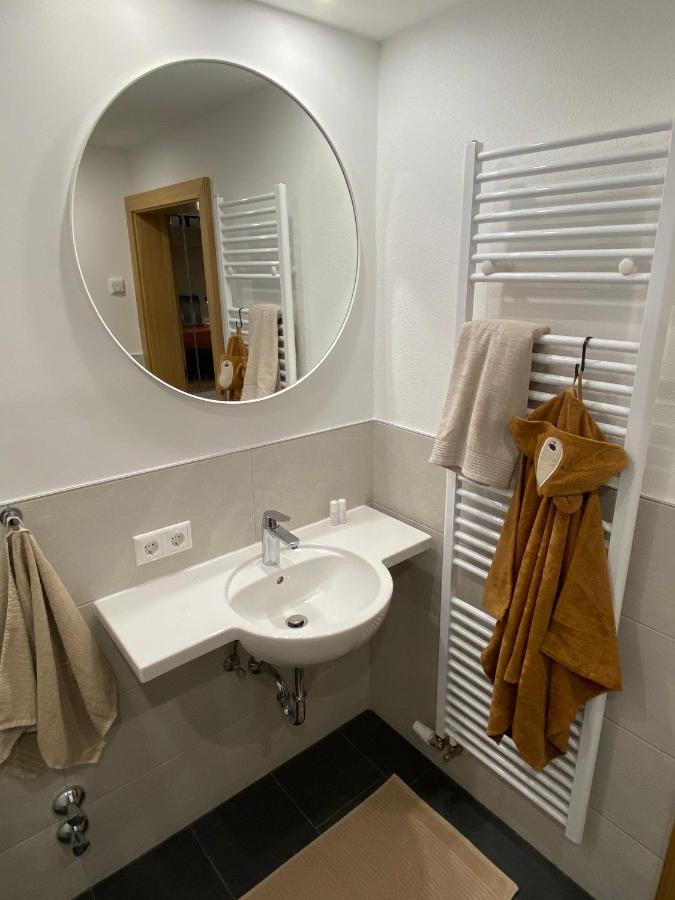 Ribisel Apartments Fuer Familien - Alpentherme Inklusive! บาดฮอฟกัสไตน์ ภายนอก รูปภาพ