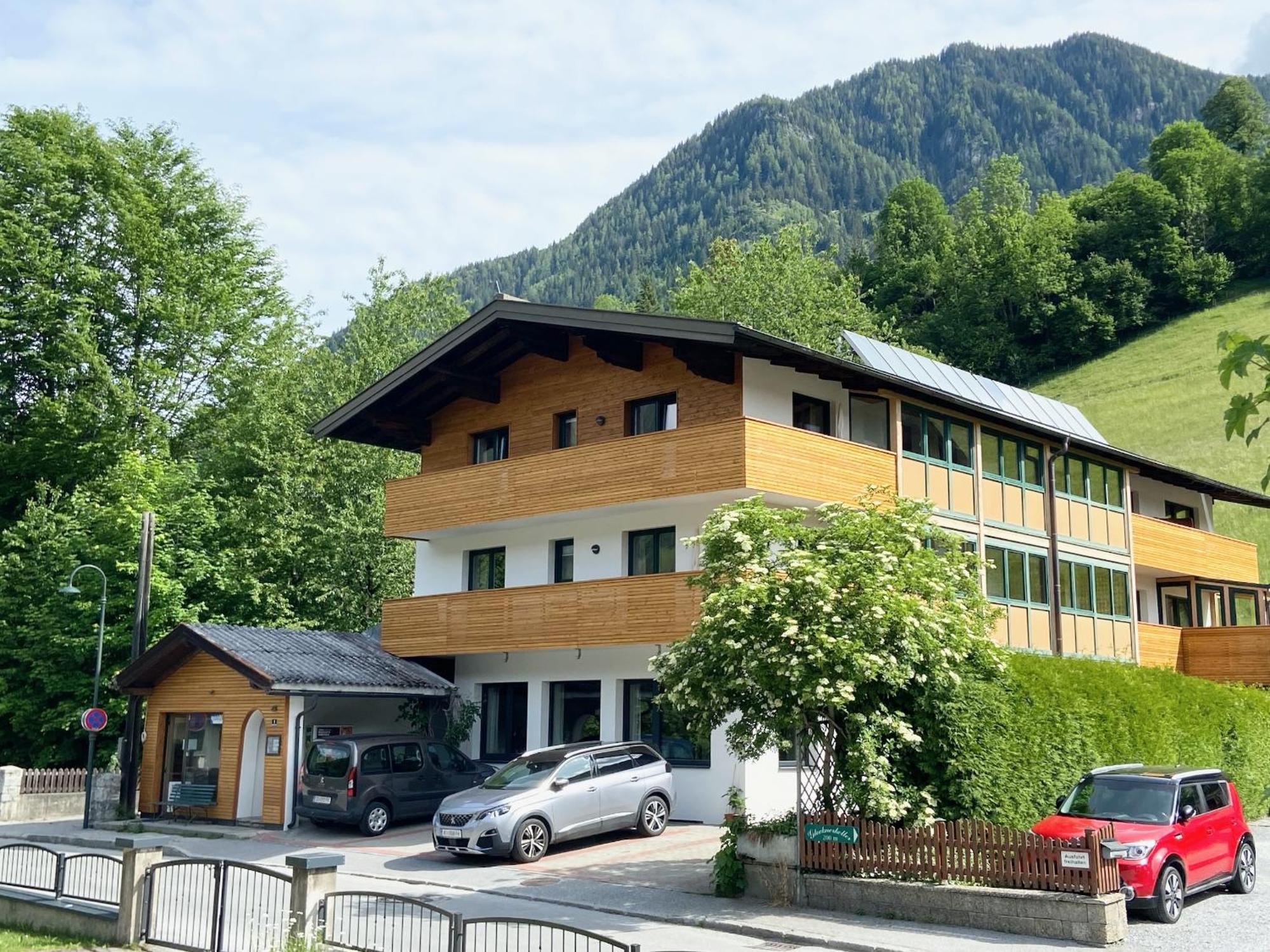 Ribisel Apartments Fuer Familien - Alpentherme Inklusive! บาดฮอฟกัสไตน์ ภายนอก รูปภาพ